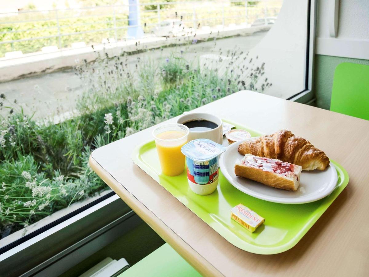 Ibis Budget シストロン エクステリア 写真